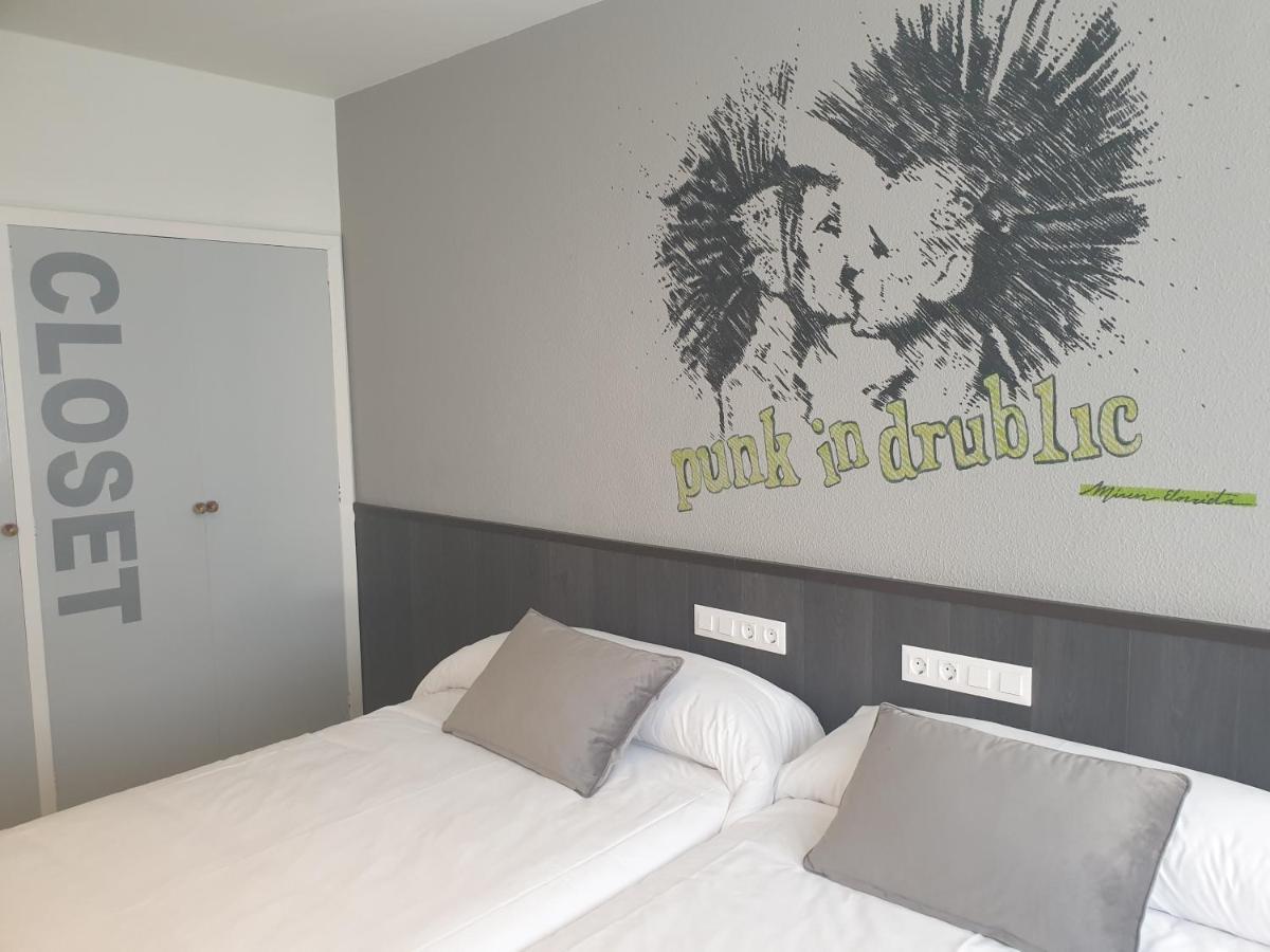 Hotel Arts - Gasteiz Centro Віторія-Гастейс Екстер'єр фото