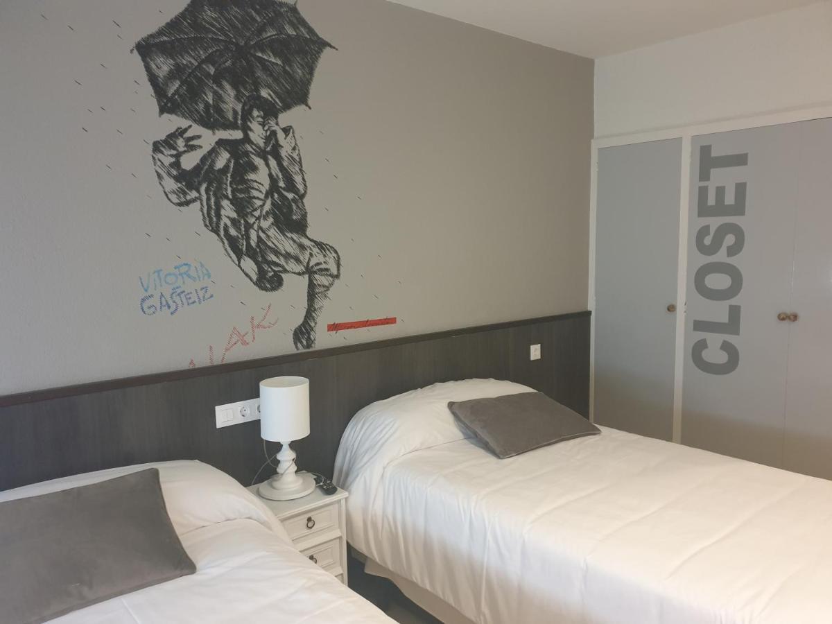 Hotel Arts - Gasteiz Centro Віторія-Гастейс Екстер'єр фото